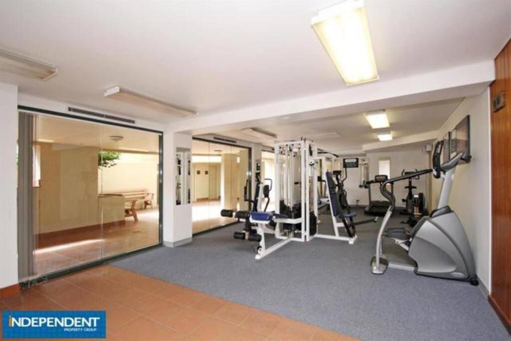 Apartament 2 Beds 2 Baths Apt In Braddon Cbd - Pool, 1 Free Parking, Gym Canberra Zewnętrze zdjęcie